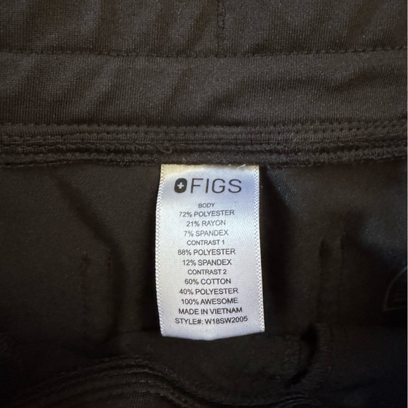 FIGS - Picture 2 of 7